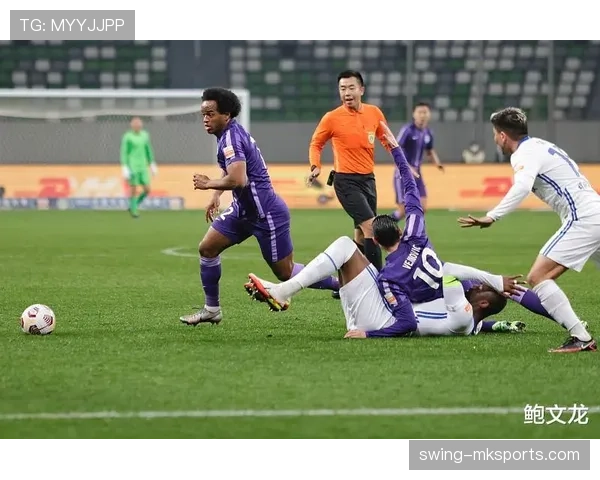 穆西亚拉多面手能力突出 灵活适应多位置彰显球队价值